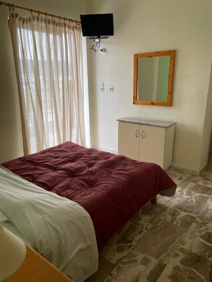 Finikas Apartman Íria Kültér fotó