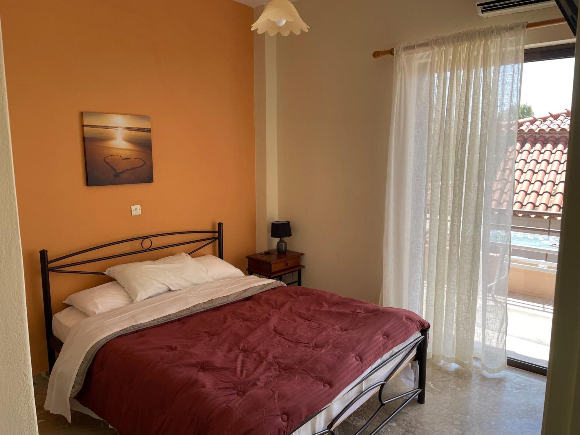 Finikas Apartman Íria Kültér fotó